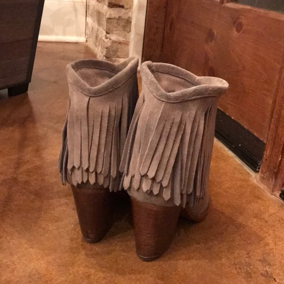 Women’s Frye Fringe Leather Booties - size 9 grey - Picture 4 of 8